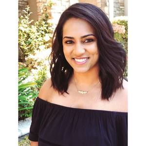 Meet your Posher, Ayushi